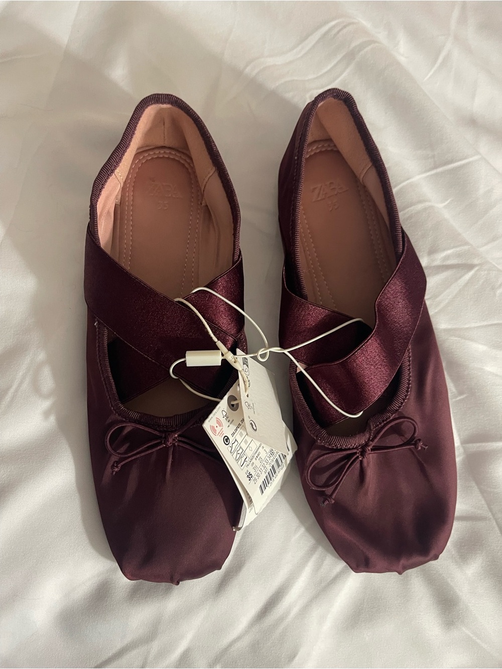 Zara Women's Satin Ballet Flats in Burgundy